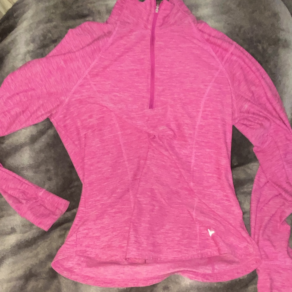 Old Navy size large workout top